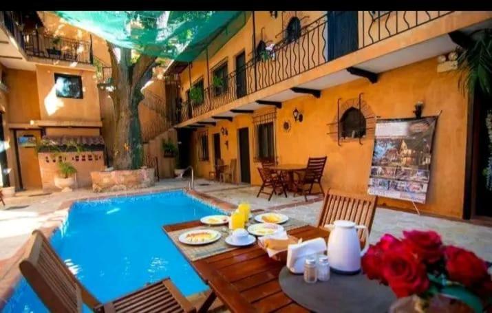 Historic Colonial Boutique Hotel Pool Jacuzzi Bar Restaurant By Aa Group Santo Domingo Kültér fotó